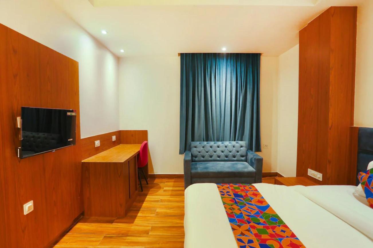 Hotel Swarn Bhoomi Kanpur Exterior foto